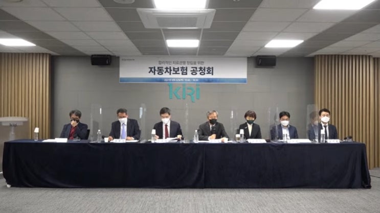 경상환자 진료비 억제 나선 보험업계…3주 이상 진단서 의무화 추진 경상환자 진료비 억제 나선 보험업계…3주 이상 진단서 의무화 추진
