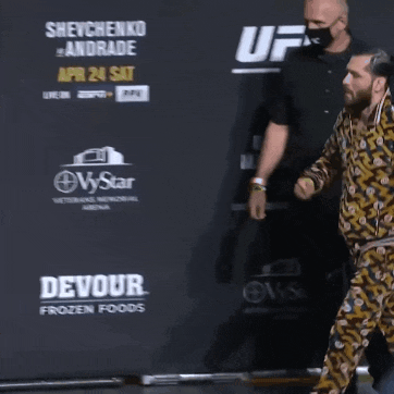 UFC 261: 우스만 vs 마스비달 페이스 오프(웨이리 vs 나마유나스, 쉐브첸코 vs 안드라데) UFC 261: 우스만 vs 마스비달 페이스 오프(웨이리 vs 나마유나스, 쉐브첸코 vs 안드라데)