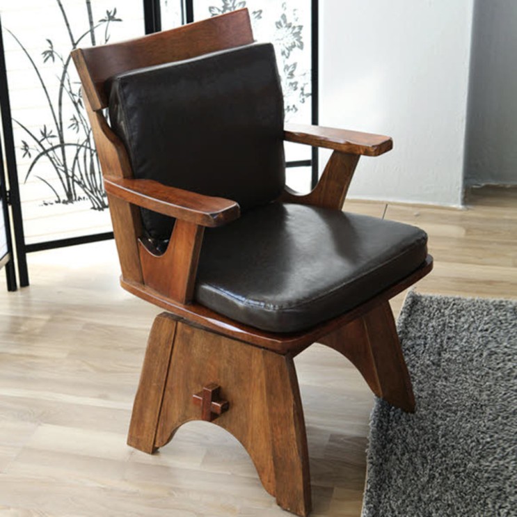 인기있는 베스트리빙 쉐라톤 원목 회전 의자, 블랙 + 엔틱 추천합니다