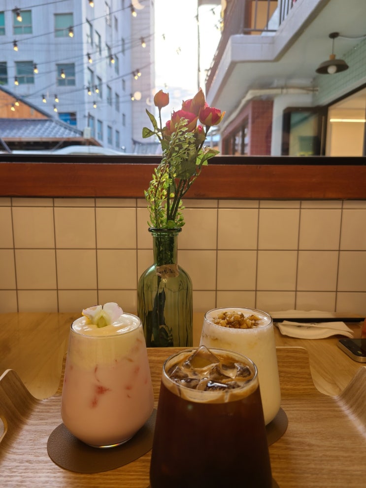  대구 동성로 루프탑 카페, 마주봄