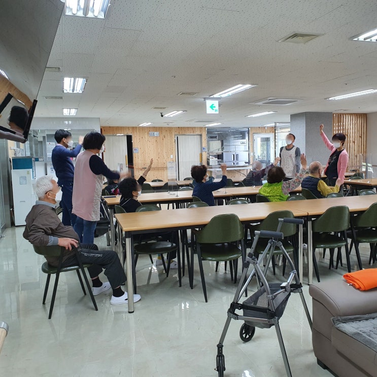  구로데이케어센터 구로구 노인주야간보호센터 효월드 데이케어센터