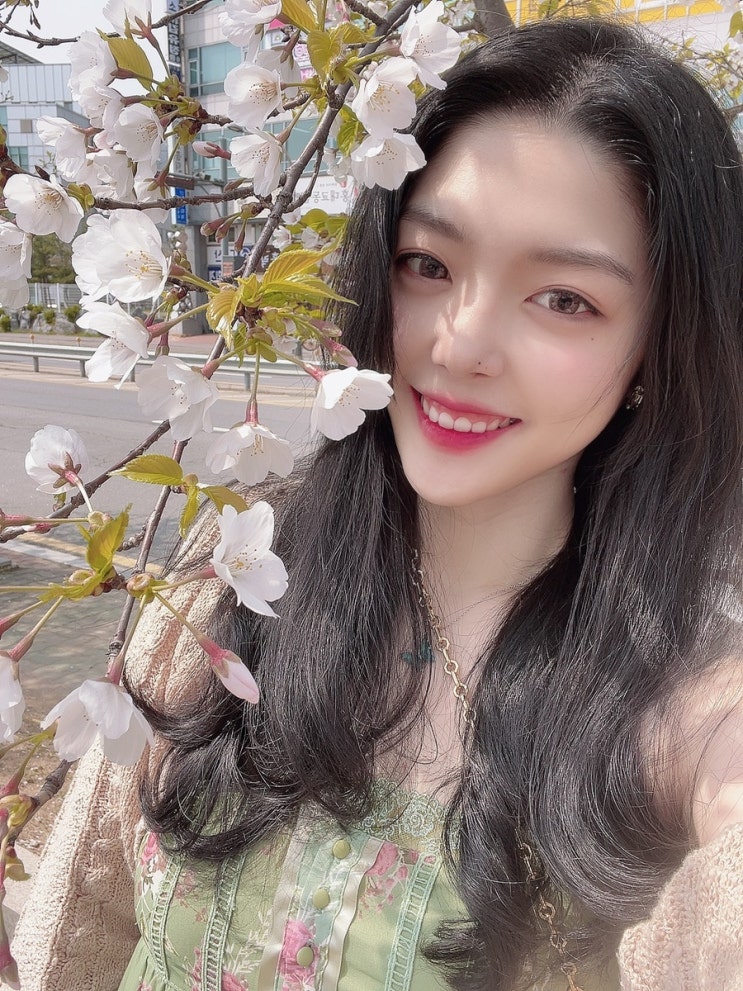  잘사는데....잘..사는데...
