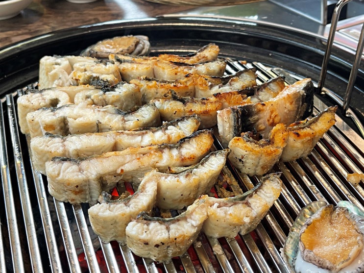  인천 서구 가정역 맛집 루원장어마을 식사후기(민물장어구이, 장어탕)