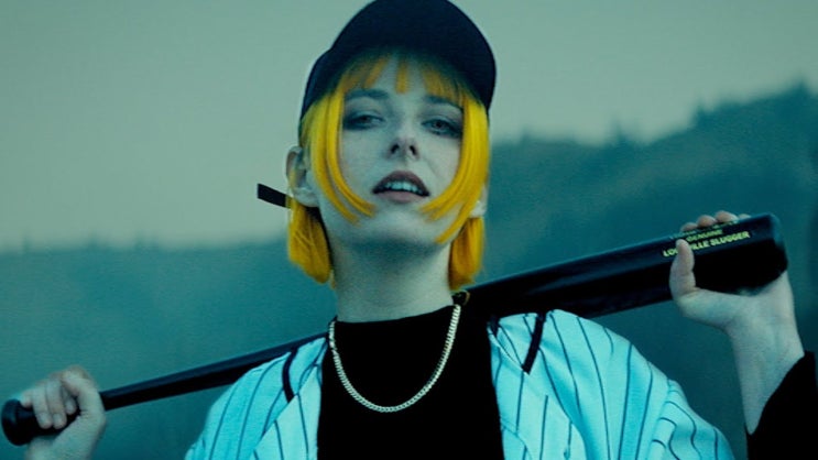  테사 바이올렛 / Tessa Violet, 'Games' feat. lovelytheband 영상