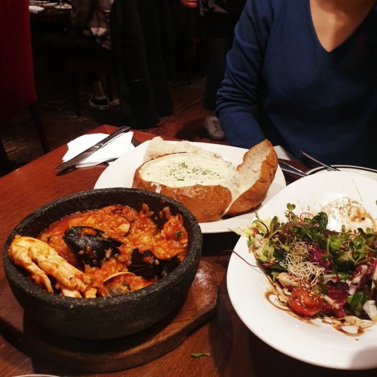  프리모바치오바치 강남점 :: 전통있는 강남 파스타 맛집 + 샐러드 쿠폰