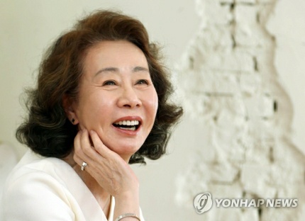  영화 미나리 배우 윤여정 한국인 최초로 오스카 여우조연상 기대 되는 이유