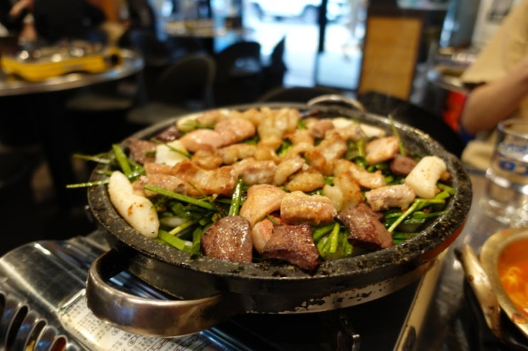  신사동 곱창 가로수길 원조신사양곱창에서 찹찹