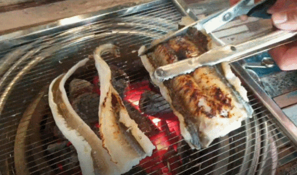  포항오천문덕장어맛집 : 풍부한 육즙을 자랑하는 장어대장