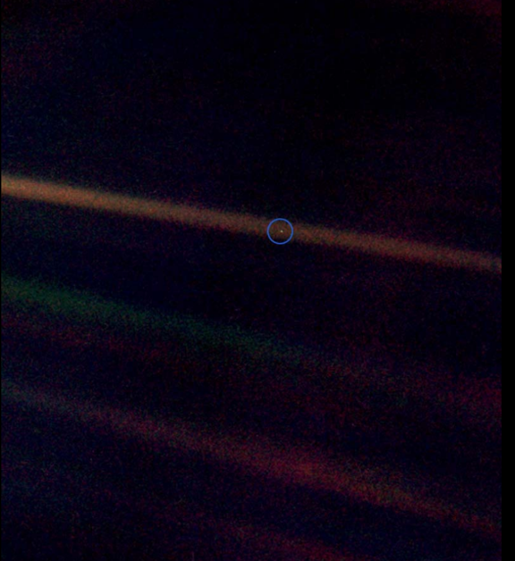  인류 역사상 가장 철학적인 천체 사진 "The pale blue dot" - Carl Sagon