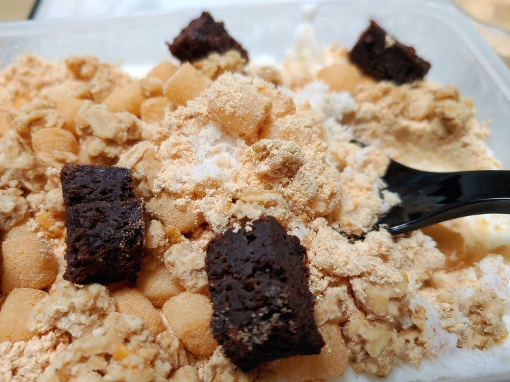  영종도 빙수맛집 서쪽노을 인절미 실타래빙수 (feat. 친구찬스)