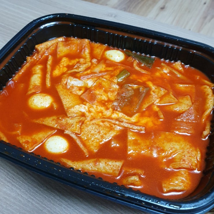  [걸작떡볶이] 국물떡닭세트 / 중간매운맛 / 어묵 많이 / 걸작치킨 / 감자튀김