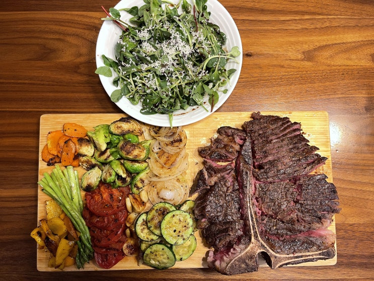  한우 포터하우스와 오리백숙