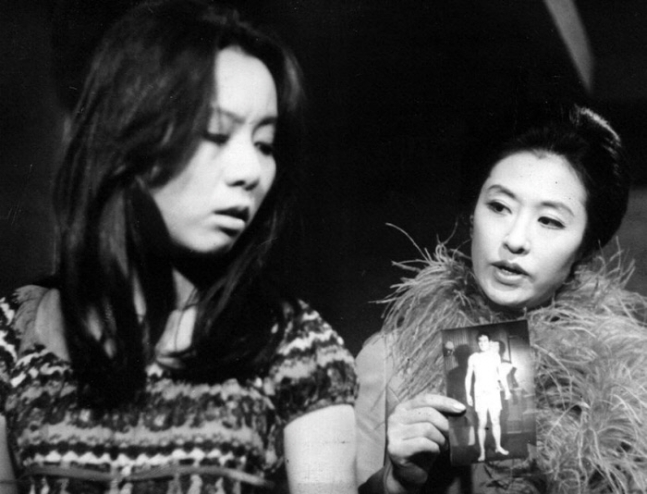아카데미 수상자 '영화배우' 윤여정의 여정 아카데미 수상자 '영화배우' 윤여정의 여정