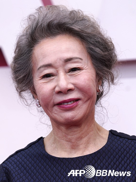  배우 윤여정 93회 미국아카데미 여우조연상 수상소감~멋지네요!
