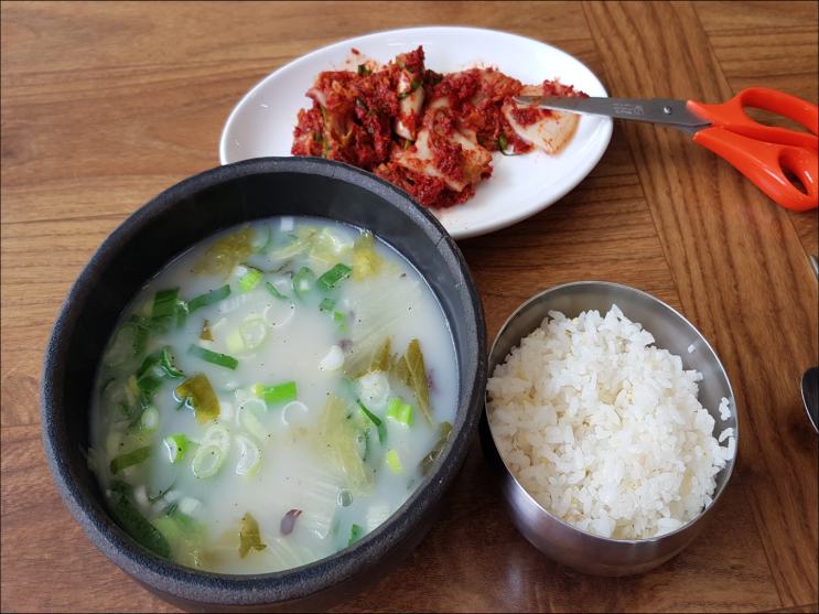 대전 선화동 실비식당 - 소머리국밥,수육과 매운 김치