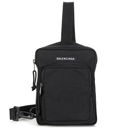 인기 급상승인 발렌시아가 20FW 620260 블랙 크로스백 620260 H753X 1000 추천해요 인기 급상승인 발렌시아가 20FW 620260 블랙 크로스백 620260 H753X 1000 추천해요