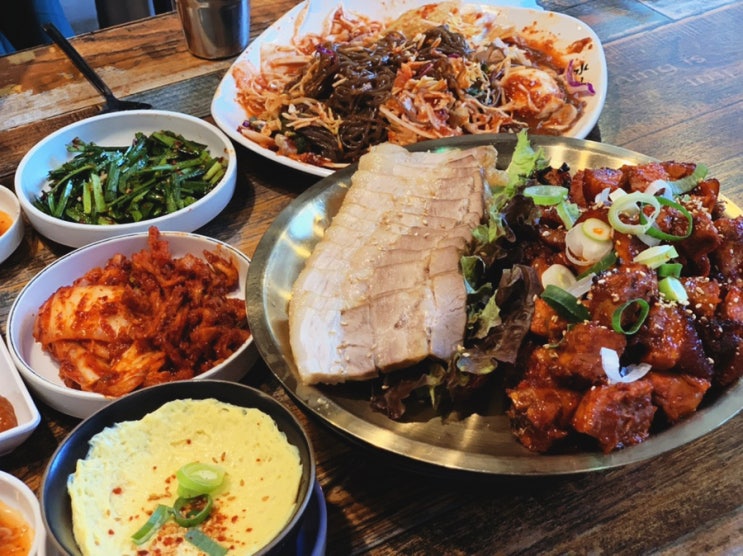  족발 보쌈이 최고인 행당동 왕십리맛집 호야네족발