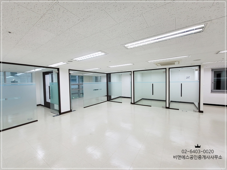  전용 53평 룸 7개 구조 좋은 역삼동 사무실 임대