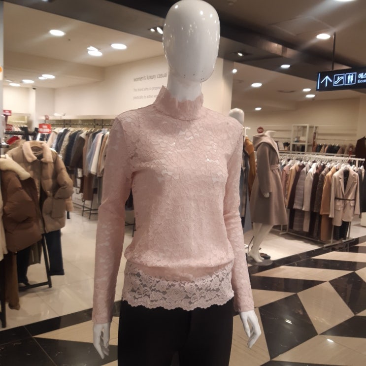 후기가 정말 좋은 블루페페 불망레이스티셔츠 ··· 후기가 정말 좋은 블루페페 불망레이스티셔츠 ···