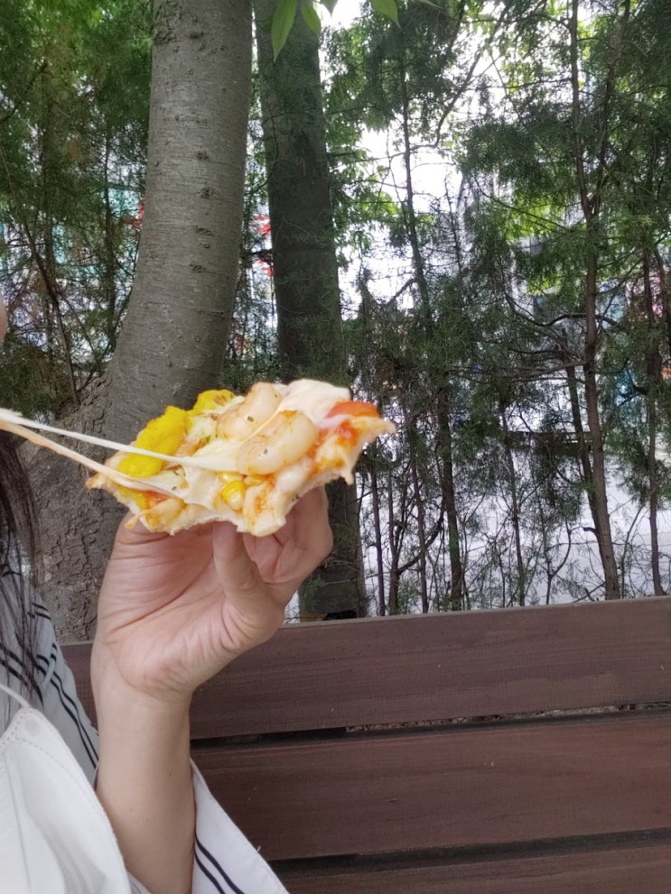  전주맛집 피자의생명은 치즈다 평화점