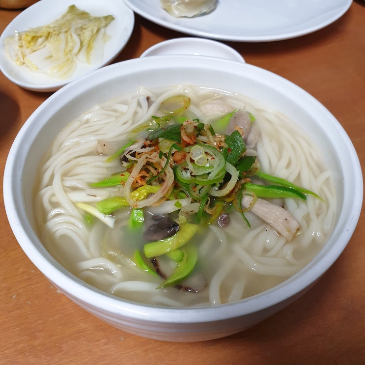  또 가고 싶은 북촌 황생가 칼국수
