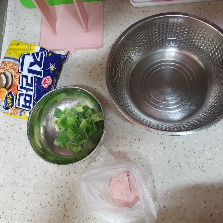 백종원 부대찌개 맛 뿌 햄 라면 따라 하기 백종원 부대찌개 맛 뿌 햄 라면 따라 하기