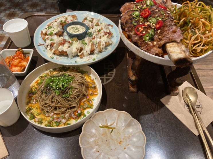 호족반 | 도산공원 맛집 | 압구정 로데오 맛집 