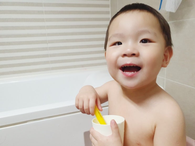  돌아기양치질 럭스360 아기칫솔&제니튼 무불소치약 꿀조합