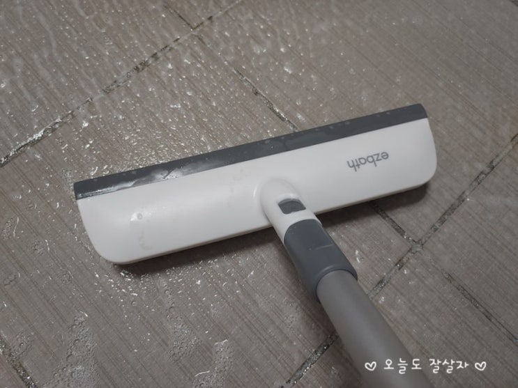  가벼운 스틱형 청소솔 추천 :) 이지바스 얼룩솔