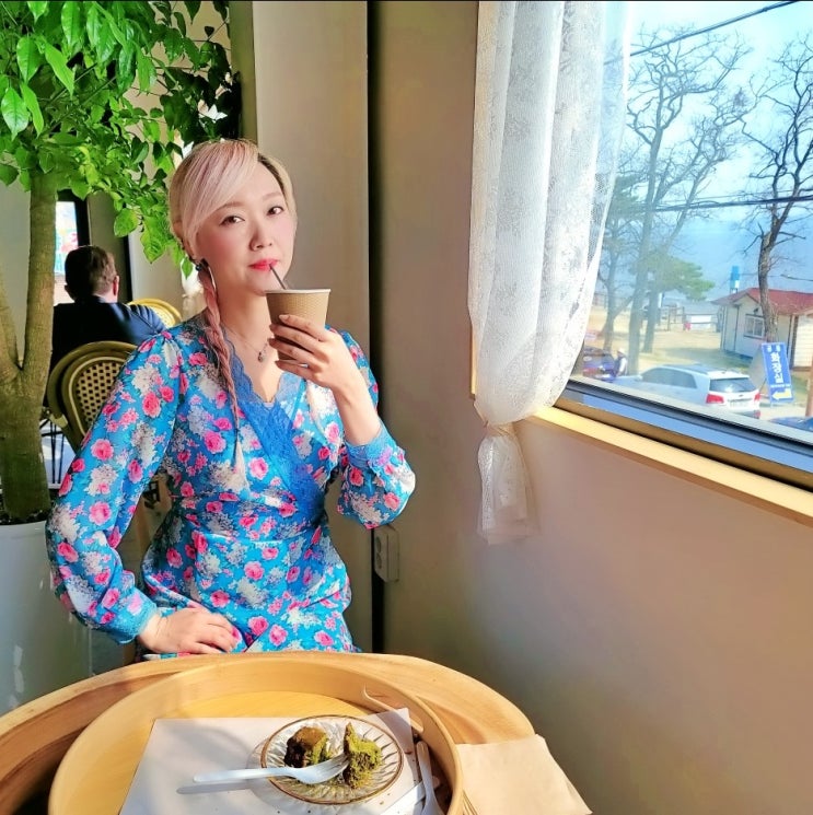  동막해변카페 스틸커피 바다뷰가 시원해요