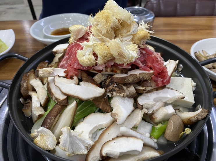  경북 영주 < 장수표고식당 > 신선한 버섯전골로 면역력 강화 / 생생정보통 출연 맛집