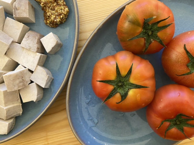 라라스팜 구운두부와 배생다 대저 짭짤이 토마토