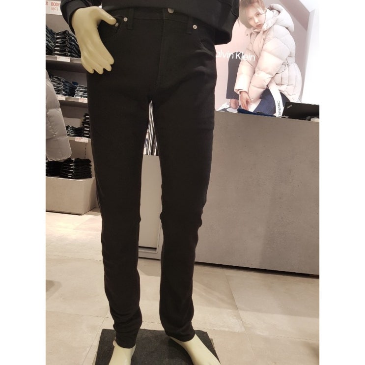 많이 팔린 캘빈클라인진 CK 남성 가볍고 편안한 블랙진 슬림핏 청바지 J317960 추천해요 많이 팔린 캘빈클라인진 CK 남성 가볍고 편안한 블랙진 슬림핏 청바지 J317960 추천해요