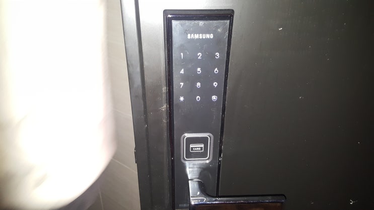  고장 난 현관문 번호키  삼성 SHS-G530 초월읍열쇠