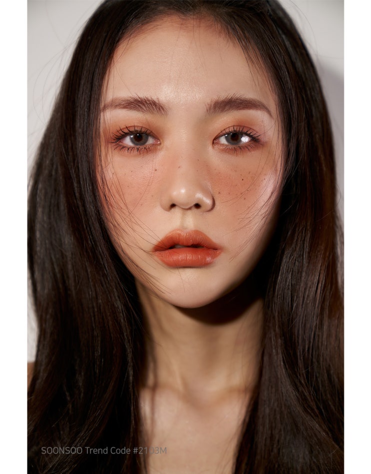 순수 2021 SS 메이크업 트렌드 3 / 순수청담본점 순수 2021 SS 메이크업 트렌드 3 / 순수청담본점