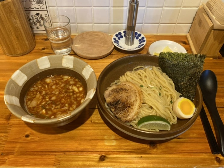  [신사역맛집/신사역혼밥] 평일 점심에만 영업하는 일본 라멘 맛집- ‘일일시호일’