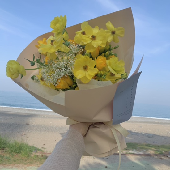  [ 울산 꽃집 ] 꽃수니 / 울산북구꽃집 / 꽃다발 / 화분 / 꽃바구니 / 용돈플라워박스