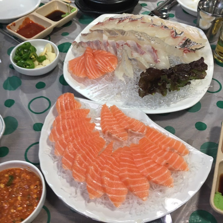  서울대입구역 샤로수길 횟집 <오막회집>, 가성비 횟집 인정!