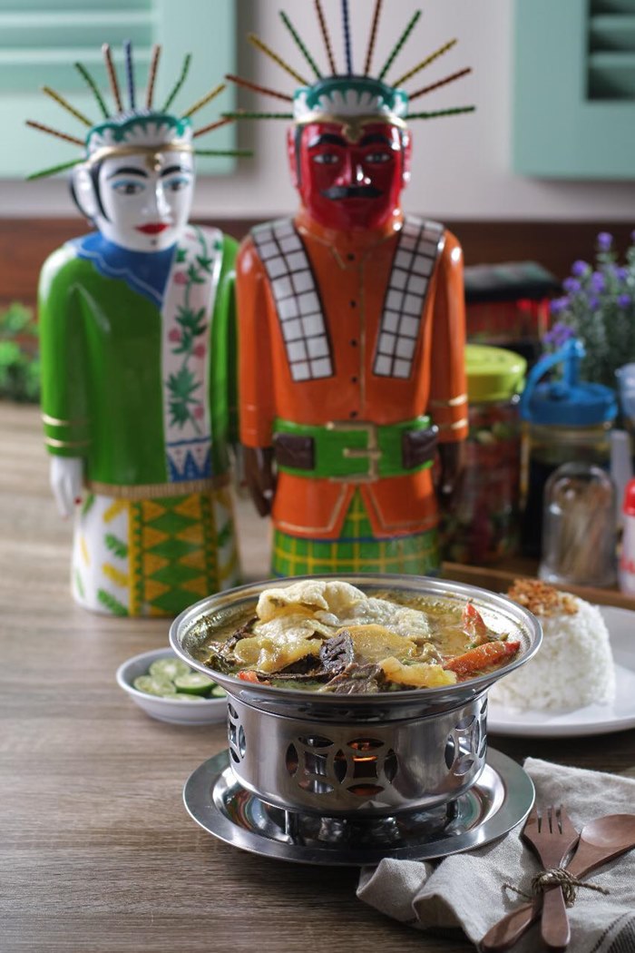  자카르타 끌라빠가딩 소또 브따위 맛집