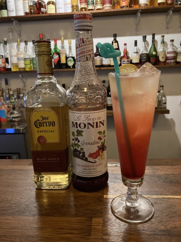  [오늘의 칵테일] 데킬라 선셋(Tequila Sunset)