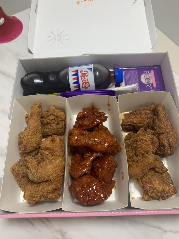  하대동치킨 부어치킨 꼴통일총사