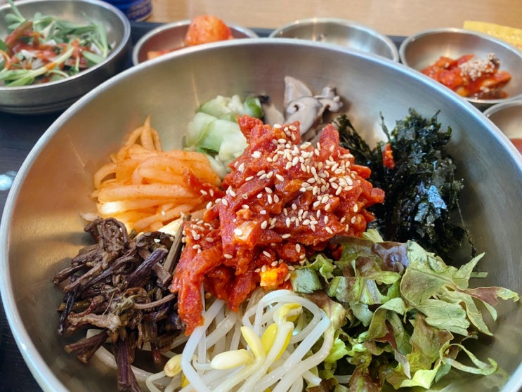  경기광주휴게소 맛집 Only 명가의뜰 Feat. 전주식 육회비빔밥