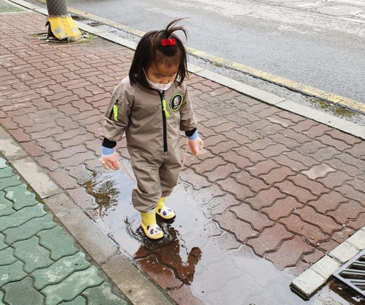 블챌 1일차_물을 사랑하는 4살 민똥이