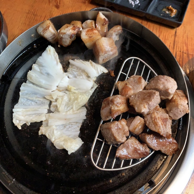  혜화고기맛집 혜화역돼지고기맛집 육즙 팡팡 터지는 혜화 돼지고기맛집  촌놈