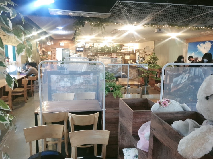  4월을 돌아보며, 모란 카페 추천