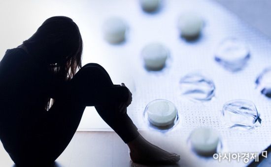 마음 둘 곳 없는 청소년…우울·불안·자살 관련 상담 2배↑ 마음 둘 곳 없는 청소년…우울·불안·자살 관련 상담 2배↑