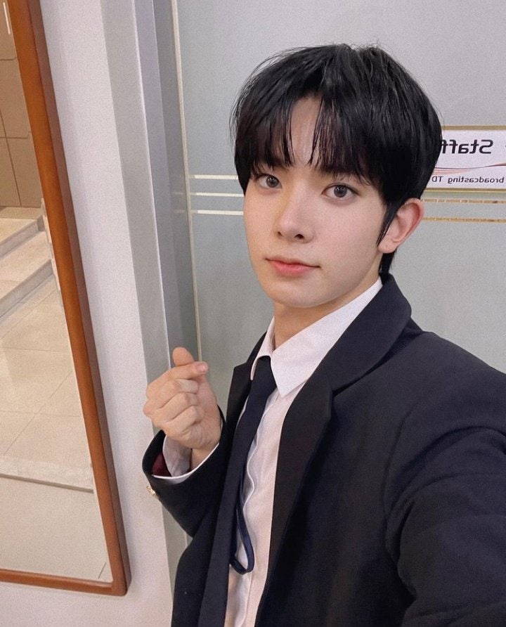 엔하이픈 희승 인스타그램 셀카