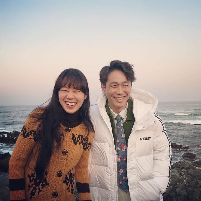 공효진 껌딱지였던 배우 오정세 공효진 껌딱지였던 배우 오정세