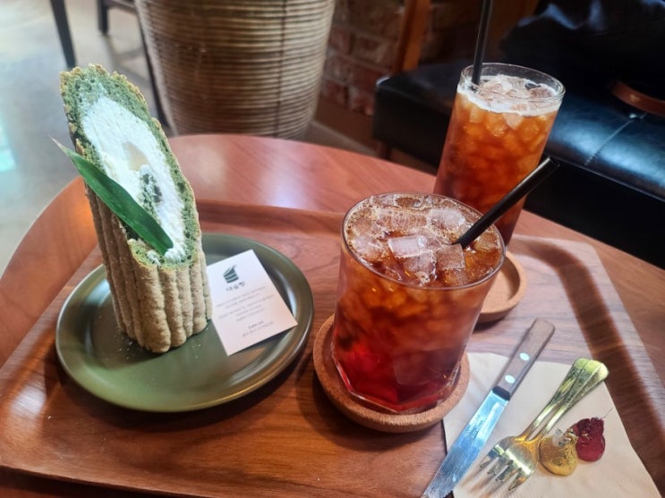  울산 카페 태화강국가정원 카페/이색 디저트&이색 커피가 맛나는 카페코이!