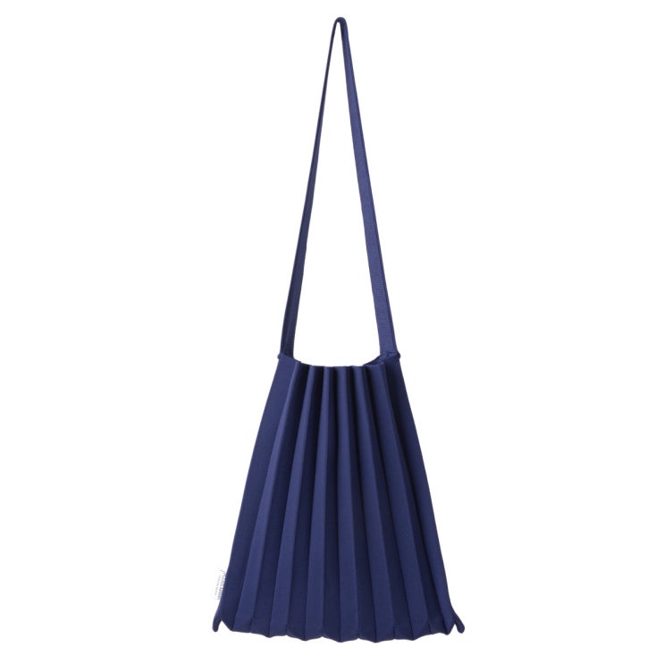 리뷰가 좋은 플리츠마마 니트 플리츠 숄더백 - 네이비 | Pleatsmama Knit Pleats Shoulder Bag - Navy ···